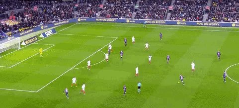 1675640533090053482.gif 巴萨3比0.gif